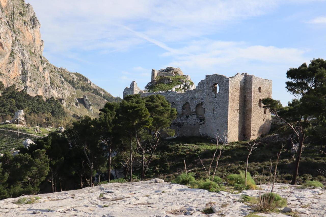 Casa Della Nonna Villa Caltavuturo Luaran gambar